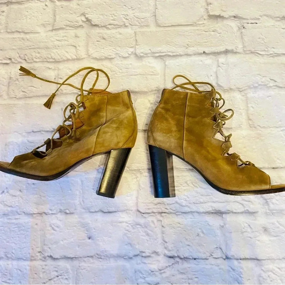 FRYE Women's Gabby Ghillie Block Heel Sandal Peep Toe Lace Up Bootie - Picture 15 of 15